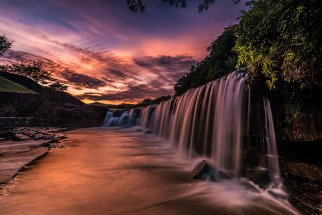 Обои картинки фото природа, водопады, река, рассвет, водопад, Япония, каскад, Чёрный, утро