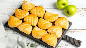 Картинка еда хлеб +выпечка выпечка пирожки яблоки сочни