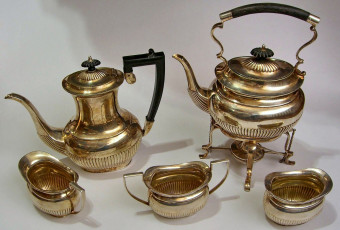 Картинка разное посуда столовые приборы кухонная утварь чайник медный