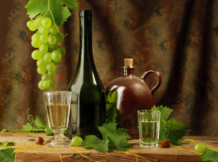 Картинка еда напитки вино бутылка виноград жбан рюмки