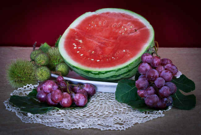 Обои картинки фото еда, фрукты, ягоды, виноград, каштаны, арбуз