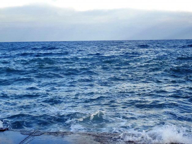 Обои картинки фото природа, моря, океаны, море, волны, берег, небо
