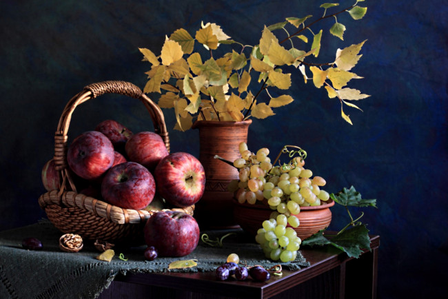 Обои картинки фото еда, натюрморт, береза, яблоки, виноград