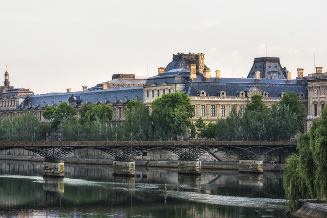 Обои картинки фото river seine and louvre, города, париж , франция, простор