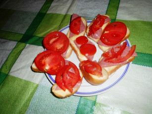 Картинка еда бутерброды +гамбургеры +канапе хлеб колбаса сыр помидоры томаты