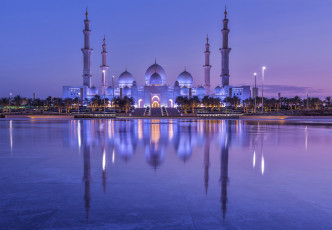 Картинка города -+мечети +медресе простор