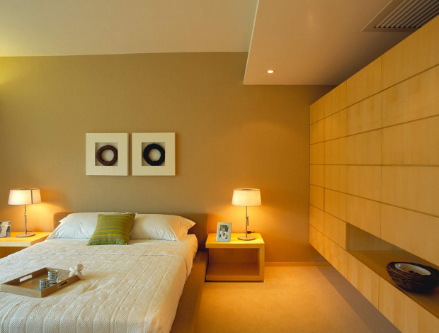 Обои картинки фото интерьер, спальня, светильник, подушка, кровать