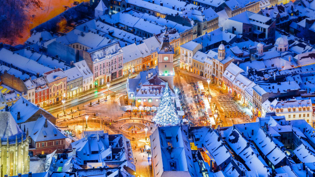 Обои картинки фото города, - улицы,  площади,  набережные, путешествие, туры, рождество, брашов, румыния, зима, снег, праздник, огни