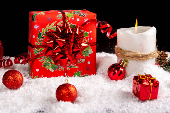 обоя праздничные, подарки и коробочки, коробка, подарок, свеча, шарики