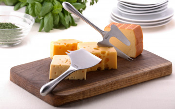 Картинка еда сырные изделия сыр доска ножи