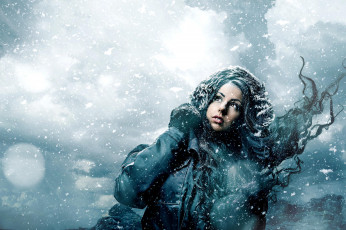 Картинка девушки -unsort+ креатив девушка зима ветер куртка снежинки снег