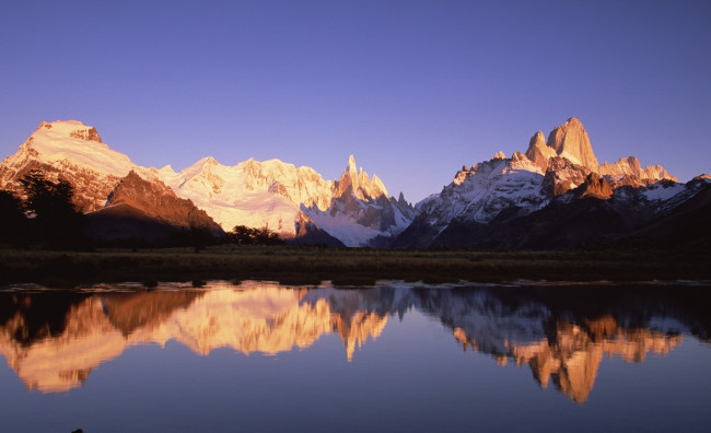 Обои картинки фото лос-гласьярес,  аргентина, природа, реки, озера, горы, небо, озеро, отражение