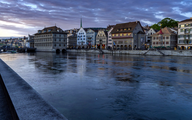 Обои картинки фото города, цюрих , швейцария, река, зима, набережная, дома, вечер