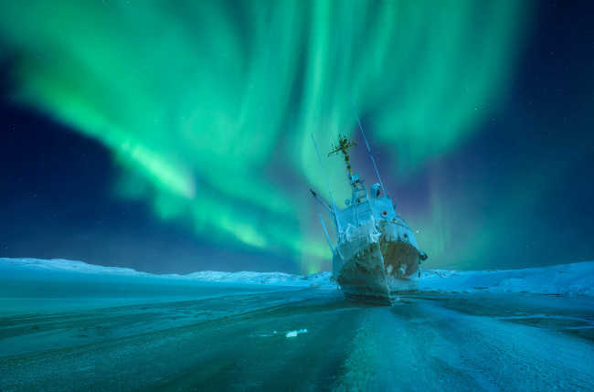 Обои картинки фото корабли, катера, корабль, россия, северное, сияние, зима, лeд