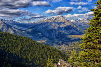 Картинка природа горы долина облака панорама леса