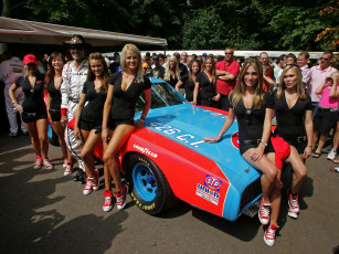Картинка автомобили авто девушками девушки групповое фото спорт-кар