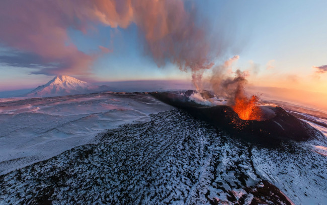 Обои картинки фото природа, стихия, вулкан, извержение, лава, пепел
