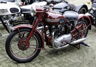обоя triumph speed twin 5a 1954, мотоциклы, triumph, автошоу, выставка, ретро, история