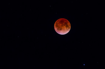 Картинка космос луна кровавая blood moon