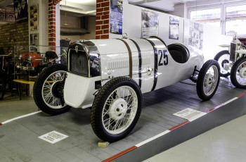 Картинка dkw+f+2+rennwagen+1931 автомобили выставки+и+уличные+фото выставка история ретро автошоу