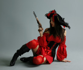 Картинка девушки -unsort+ девушки+с+оружием девушка фон пират пистолет