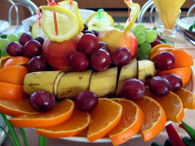 Обои картинки фото еда, фрукты,  ягоды, виноград, апельсин, яблоки, лимон