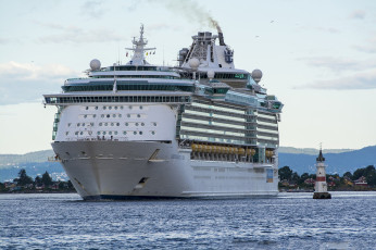 обоя independence of the seas, корабли, лайнеры, лайнер, круиз