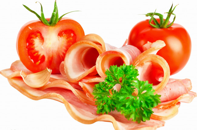Обои картинки фото еда, разное, чеснок, помидор, мясо