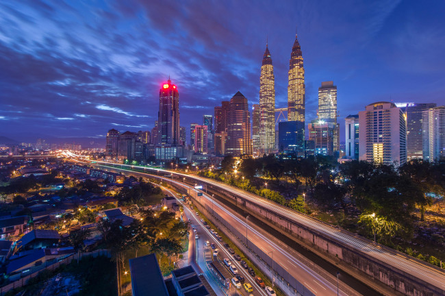 Обои картинки фото города, куала-лумпур , малайзия, куала-лумпур, иллюминация, ночь, город