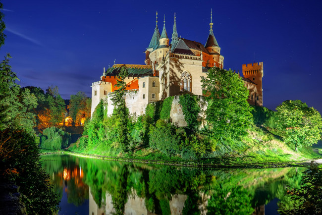 Обои картинки фото города, - дворцы,  замки,  крепости, ночь, словакия, бойницкий, замок, slovakia, bojnice, castle