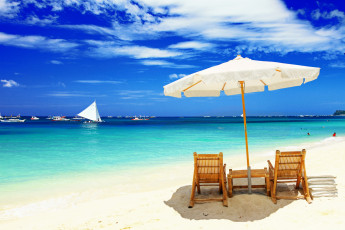 обоя boracay island,  philippines, природа, побережье, boracay, philippines, боракай, филиппины, море, пляж, зонтик, кресла, лодки