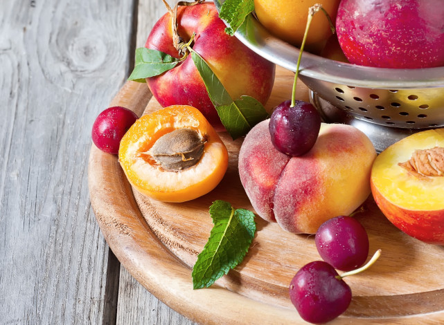 Обои картинки фото еда, фрукты,  ягоды, персики, абрикосы, вишни