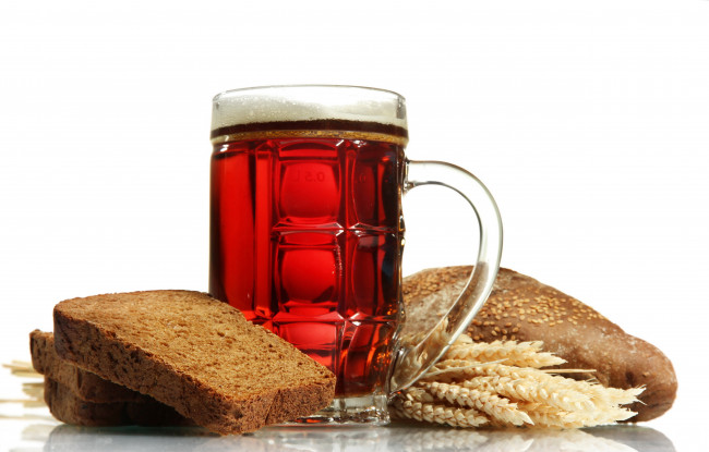 Обои картинки фото еда, напитки,  пиво, бокал, хлеб, пиво