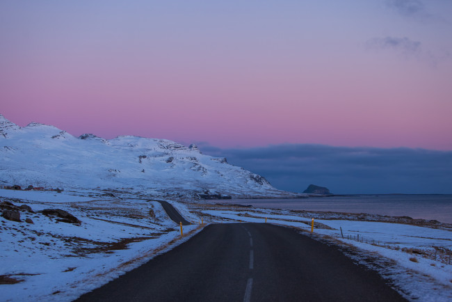 Обои картинки фото природа, дороги, исландия, облака, небо, вечер, снег