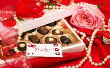 Картинка праздничные день+святого+валентина +сердечки +любовь конфеты записка признание роза жемчуг