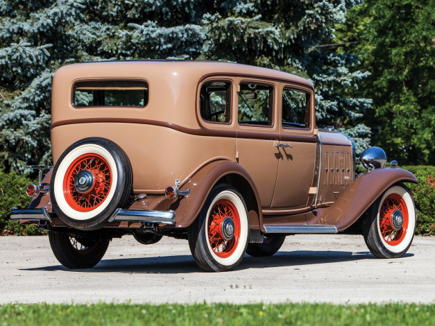 Обои картинки фото автомобили, классика, коричневый, 1932г, 32-57s, sedan, special, series, 50, buick