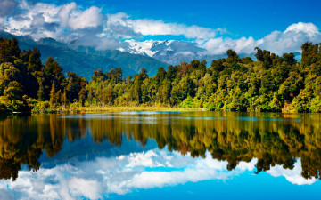 Картинка природа реки озера пейзаж лес отражение облака горы деревья озеро