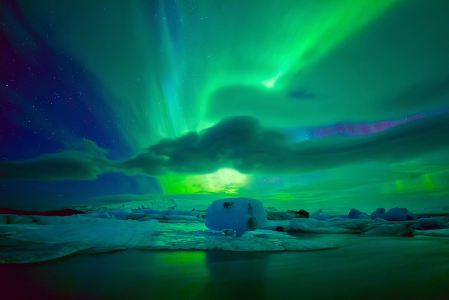Обои картинки фото природа, северное сияние, звезды, льдины, северное, сияние, облака, ночь, льды, небо