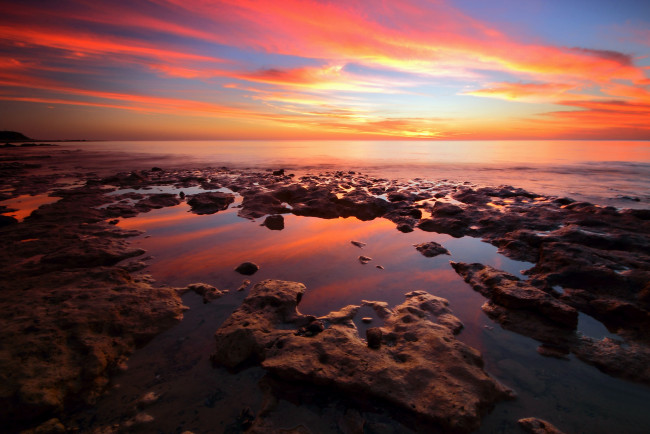 Обои картинки фото природа, восходы, закаты, пляж, море, камни, вечер, заря