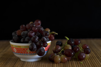 Картинка еда виноград миска