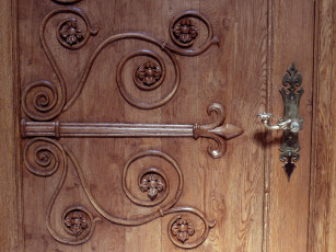 Картинка автор владимир кузнецов разное ключи замки дверные ручки