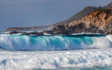 Картинка природа побережье небо брызги волны море скалы