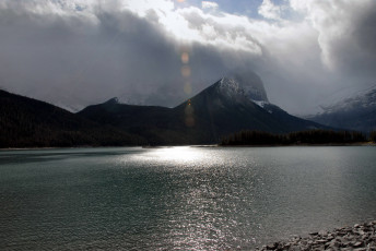 Картинка природа пейзажи облака озеро горы