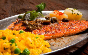Картинка еда рыбные+блюда +с+морепродуктами рис каперсы форель