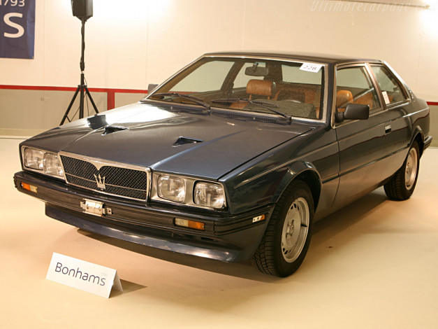 Обои картинки фото maserati, biturbo, автомобили, выставки, уличные, фото