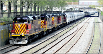 обоя техника, поезда, грузовой, состав, вагоны, локомотив, рельсы, железная, дорога
