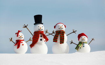 Картинка праздничные снеговики merry christmas holiday happy new year winter snow snowman family с рождеством новым годом зима снег снеговик семья праздник