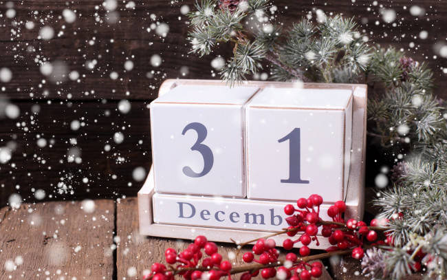 Обои картинки фото праздничные, - разное , новый год, снег, рождество, new, year, christmas, wood, елка, decoration, merry, holiday, celebration, happy, украшения, xmas, новый, год, snow