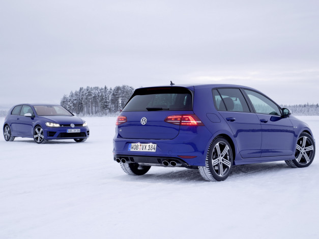 Обои картинки фото автомобили, volkswagen, volkswage, golf, r, 3-door, typ, 5g, 2013, синий
