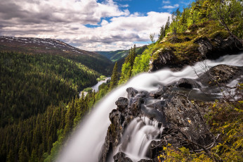 Картинка природа водопады поток горы лес